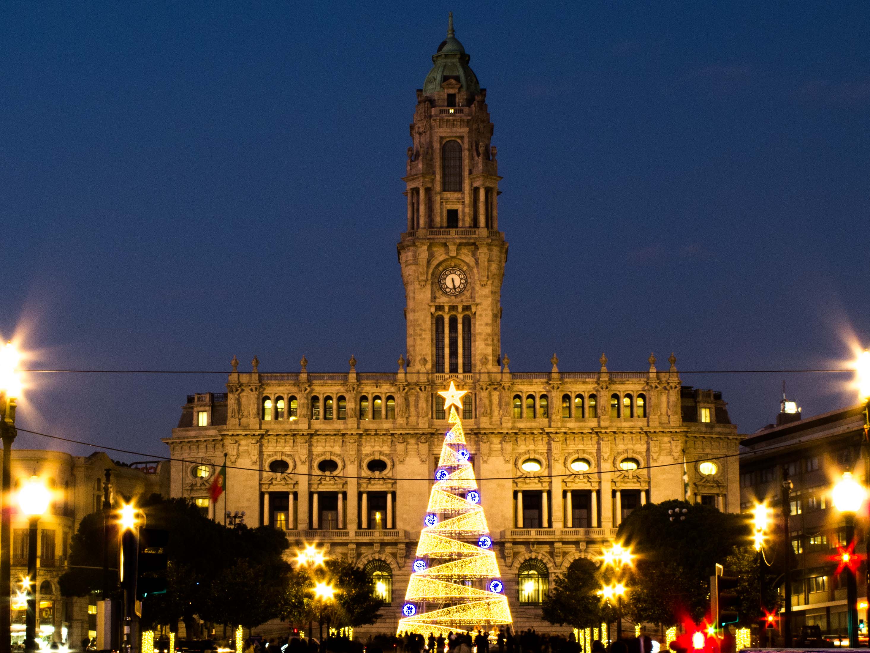 Christmas in front of City Hall