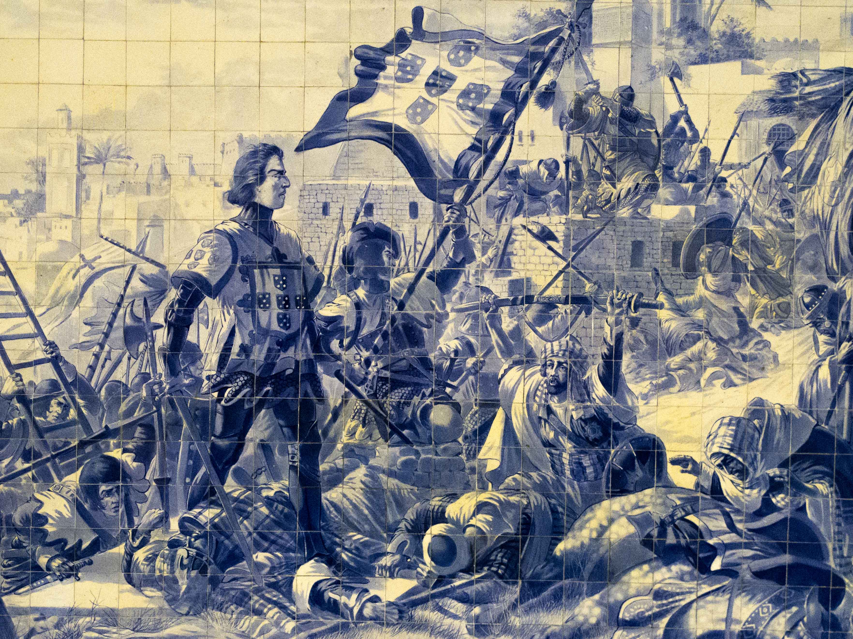 A battle scene representing Henry the Navigator outside Ceuta's fortress.